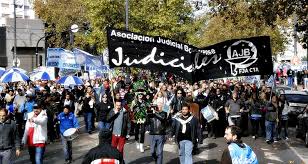 Deberánactualizar salarios por inflación a judiciales