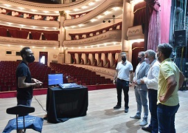 Unión Industrial donó equipamiento de última generación para el Teatro Municipal