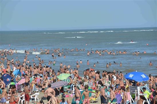 Habrá una tarjeta de descuento para turistas , el próximo verano.