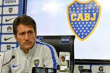 Barros Schelotto ya estaría fuera de Boca