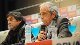 Cumbre entre Gallardo, D'Onofrio y Francescoli por los casos de doping