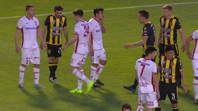 Huracán venció 2 a 0 a Olimpo en el Carminatti