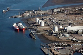 YPF comenzará a exportar Gas en barcos y uno de los puertos sería Bahía Blanca.