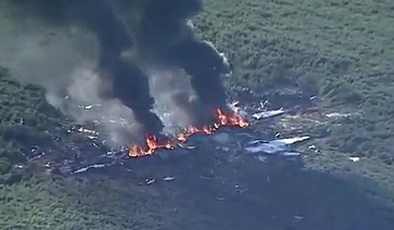 Estados Unidos: avión militar se estrella y deja 16 fallecidos