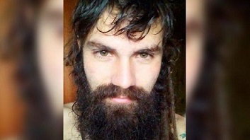 Tres cuarteles de Gendarmería ya fueron allanados en la búsqueda de Santiago Maldonado