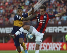 Boca venció a San Lorenzo y recuperó la punta de la Superliga