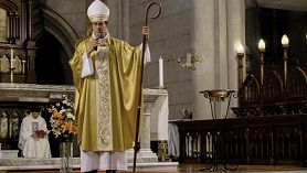 El nuevo arzobispo de La Plata se comprometió a buscar "una patria más justa y fraterna"