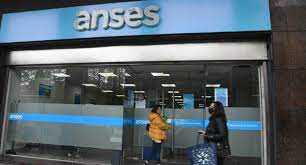 Anses confirmó lo que dijo Milei, el bono y el aumento en mayo.