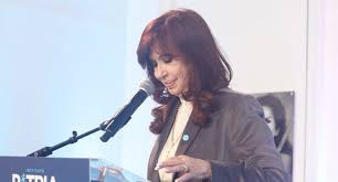 Crisstina pidió recuperar las banderas históricas del peronism